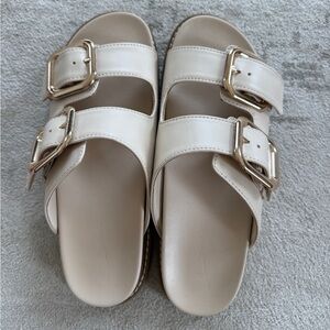 Universal Thread Cream Sandals with Gold Accents